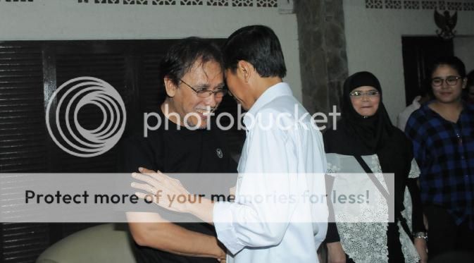 Pakde Jokowi Kunjungi Rumah Om Iwan Fals