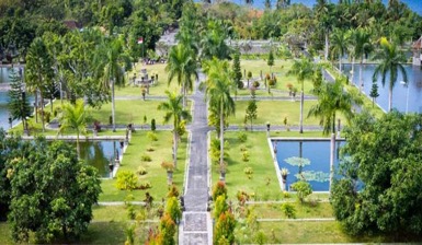 Ada yang sudah tahu tempat wisata Taman Ujung Karangasem di Bali?? Nyok mampir! 