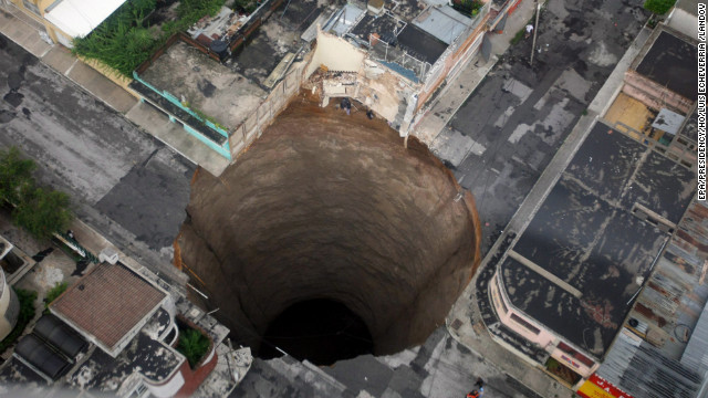 Sinkhole yang Misterius