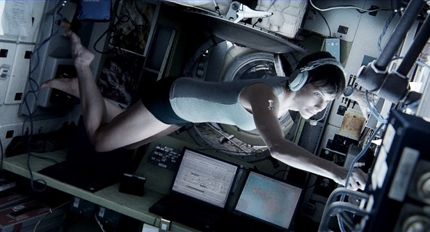 gravity--directed-by-alfonso-cuarn--sandra-bullock-george-clooney--oct-4-2013