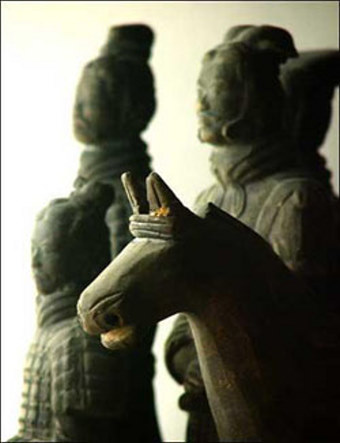 Teori Mengenai Piramida Kaisar Qin Shi Huang