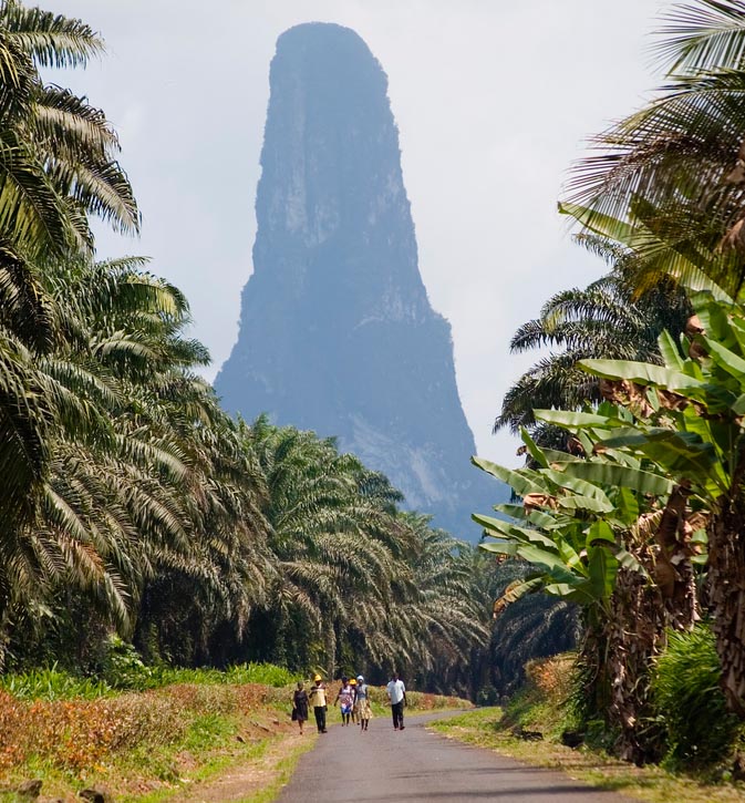 GUNUNG TERLANGSING DI DUNIA