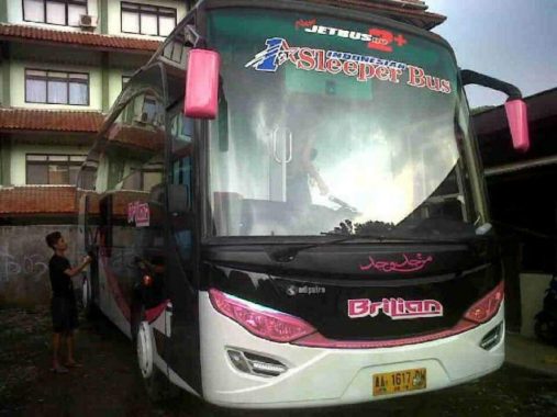 Mengenal "Sleeper Bus", Bus Dengan Fasilitas Lengkap