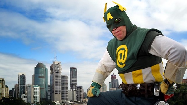 TOKOH SUPERHERO DI KEHIDUPAN NYATA (KICKASS MOVIE)