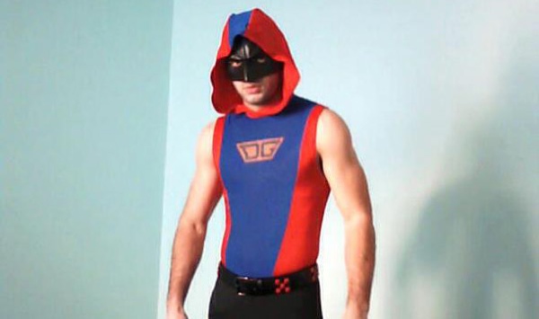 TOKOH SUPERHERO DI KEHIDUPAN NYATA (KICKASS MOVIE)
