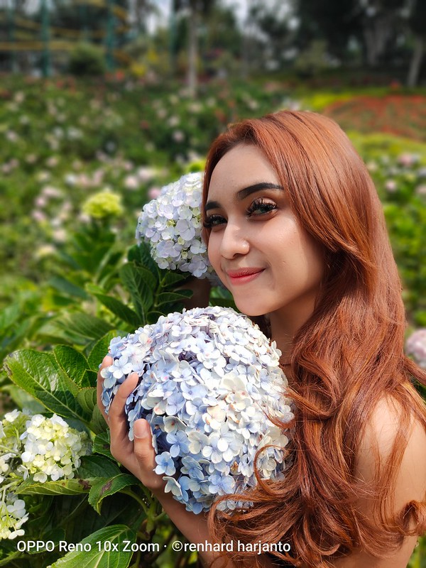Tips Memotret Model dengan OPPO Reno 10x Zoom Menurut Rio Motret