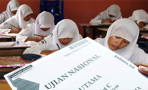 UN Essay, Berdampak Positif atau Negatif ?