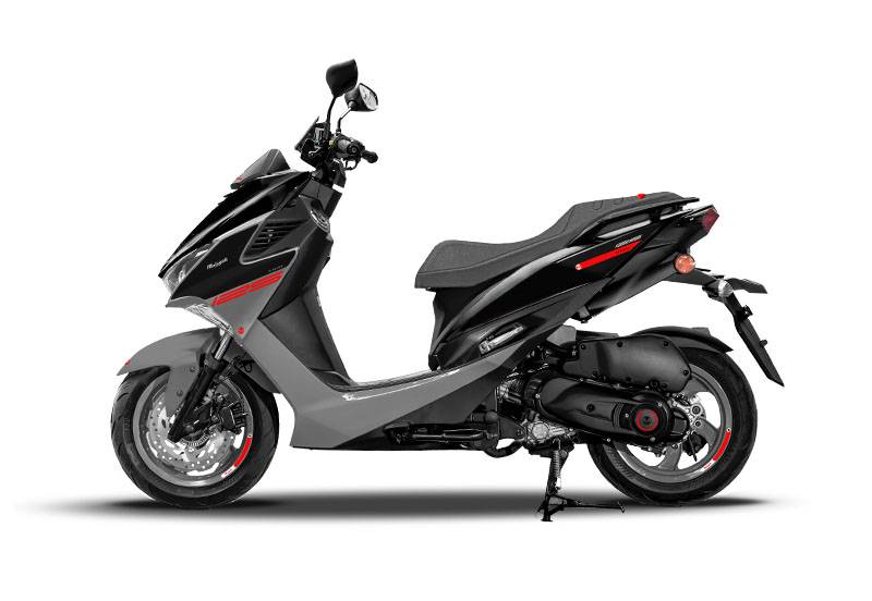 Italia Memang Jagonya Bikin Matic Sporty, Liatnya Aja Bikin Ngiri
