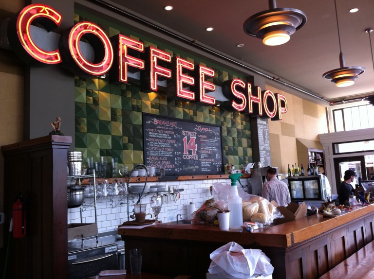 8 Tips Memulai Usaha Warung Kopi Atau Cafe