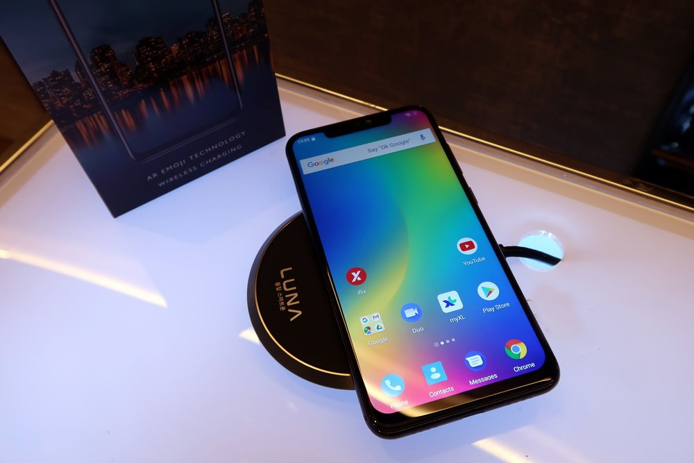 Meluncur di Indonesia, Luna X Prime Tawarkan Layar Poni dan Wireless Charging