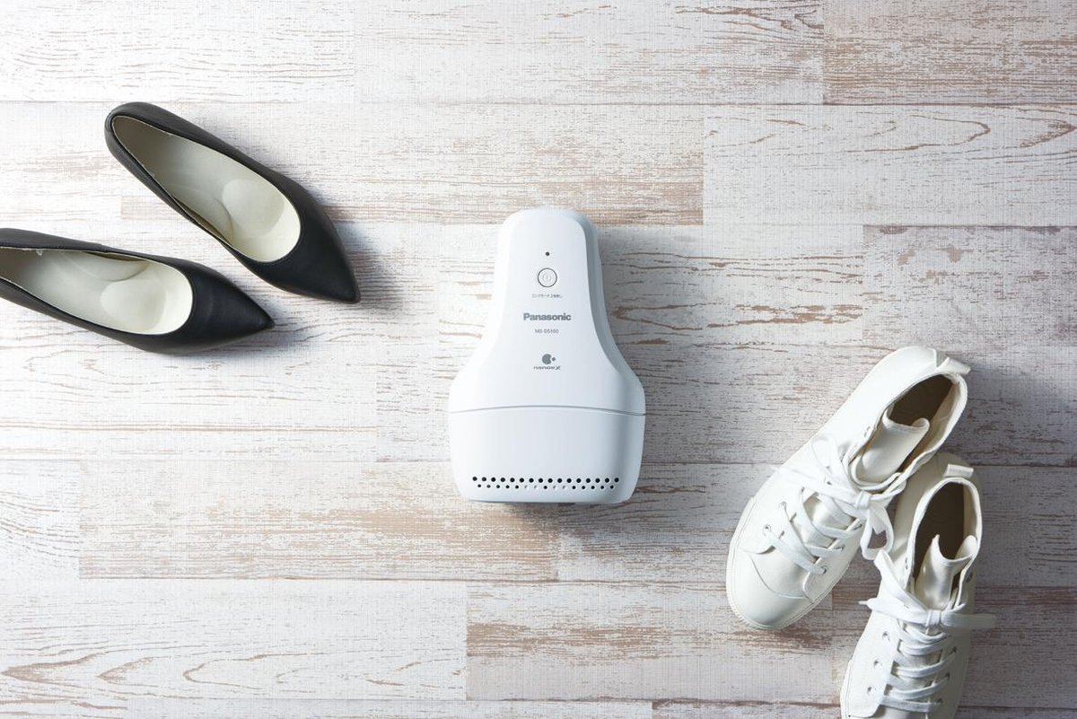 Panasonic MS-DS100: Menghilangkan Bau Pada Sepatu dengan Teknologi Partikel nanoe X