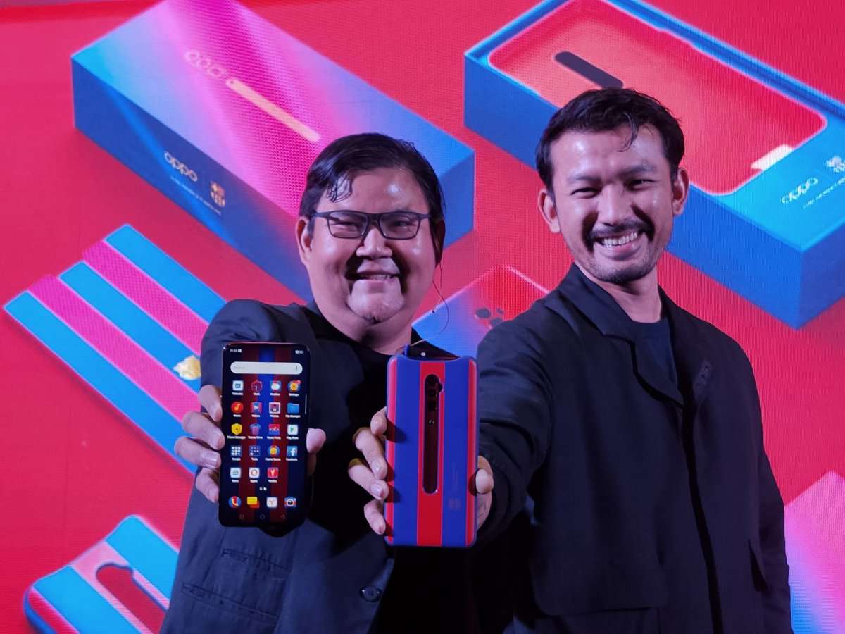 OPPO Luncurkan Reno 10x Zoom Edisi FC Barcelona Limited Edition