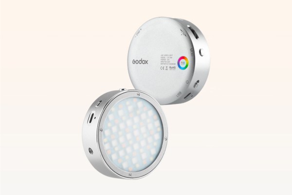 Godox R1 dan RF1: Lampu LED Praktis untuk Gantikan Flash Smartphone