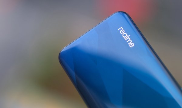 review-realme-5-pro--smartphone-empat-kamera-tercanggih-di-harga-3-jutaan-rupiah