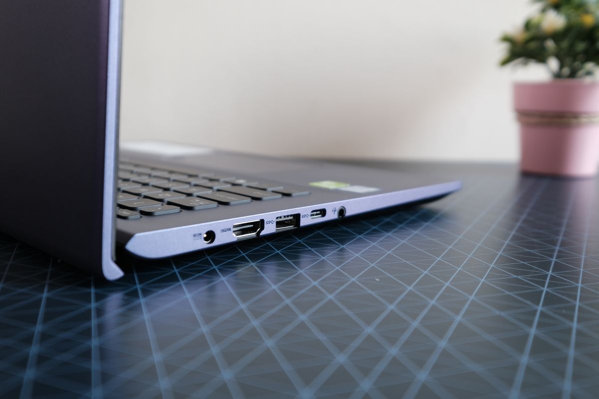 Review ASUS VivoBook A412FL: Laptop 14 inci Ringkas dengan Pilihan Warna Trendi