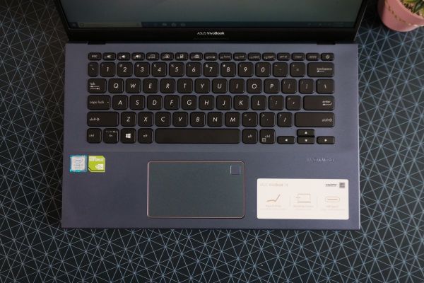 Review ASUS VivoBook A412FL: Laptop 14 inci Ringkas dengan Pilihan Warna Trendi