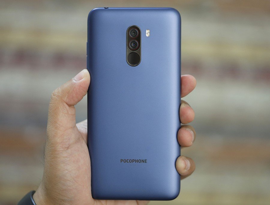 Tertarik Membeli Pocophone F1? Simak Dulu Kelebihan dan Kekurangannya