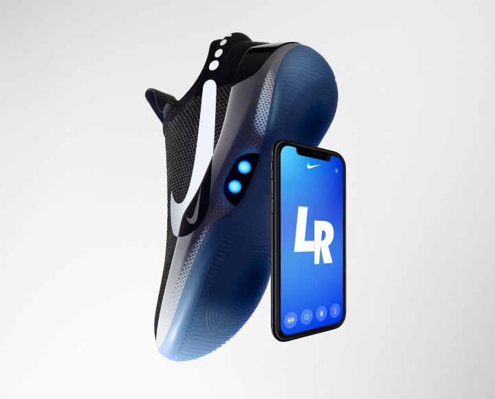 Nike Adapt BB: Mampu Menyesuaikan Kaki Pengguna Secara Otomatis