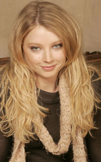 &#91;American MILF&#93; Elizabeth Harnois