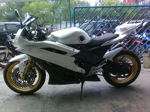 "Ashton Motorsport" Modification Fairing2 plug en play for Ninja 250R page 1