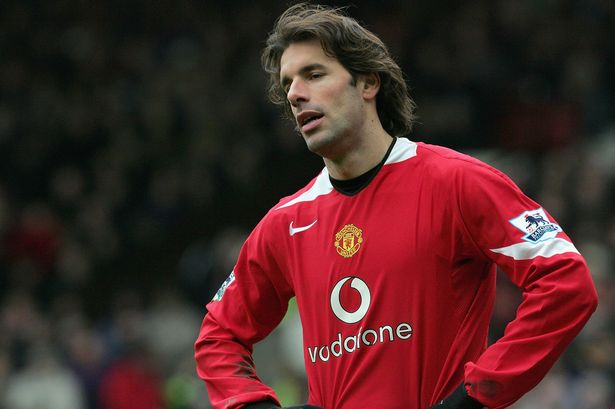 Para Striker Yang Layak Disebut "Monster" Oleh Lawan