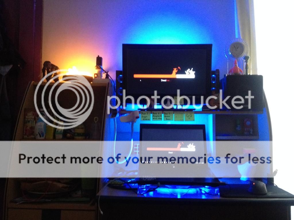 &#91;TUTOR&#93; Membuat Backlight Monitor PC (Cahaya Bias Dibelakang Monitor) Seharga 10 Ribu