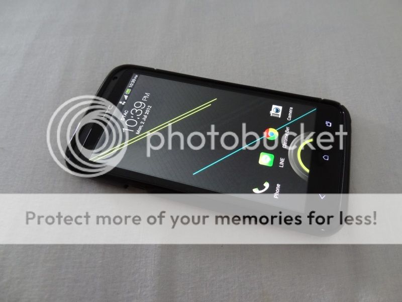 new-official-lounge-htc-one-x---it039s-more-than-just-a-smartphone-it039s-a-superphone