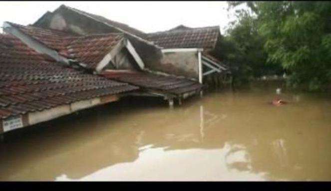 Warga jakarta jangan banyak ngeluh (BANJIR)