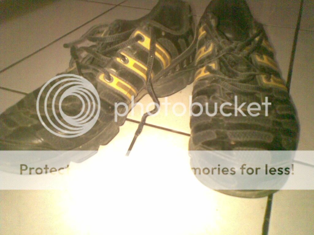 Jual Sepatu Adidas second Sport Original jenis cmd15 Black, Bogor