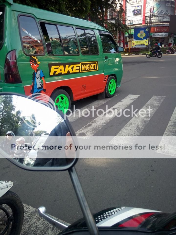 Ada Fake Angkot di Kota Kembang