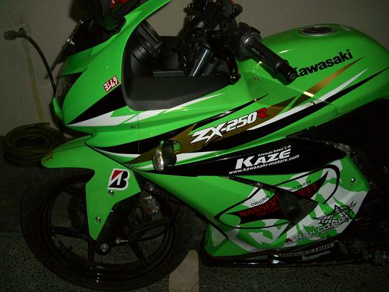 "Ashton Motorsport" Modification Fairing2 plug en play for Ninja 250R page 1