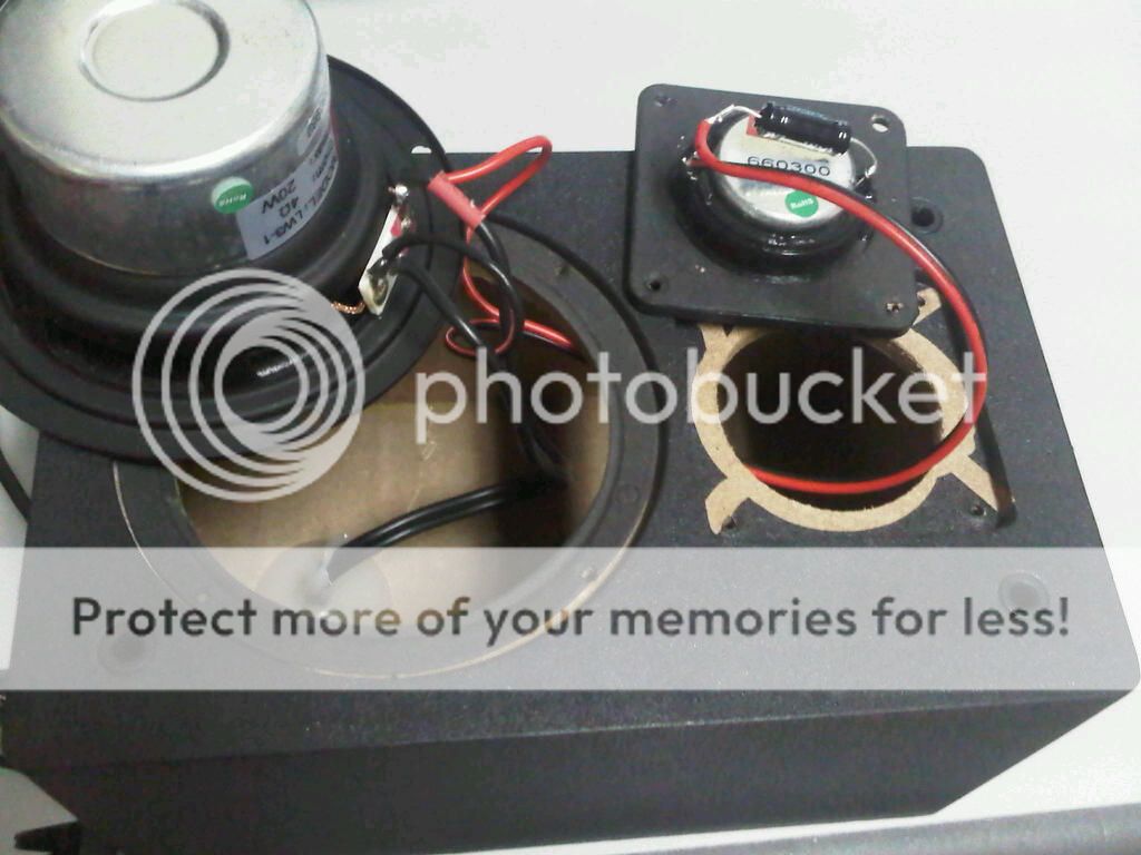 speakerswan-hivi-m10-black---21-multimedia-speaker
