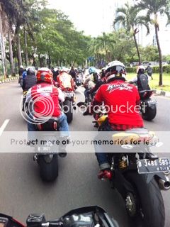 PIC ==Nicky Hayden Jajal Jalanan di Jakarta