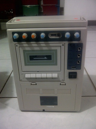 Lelang Portable Wireless Amplifier