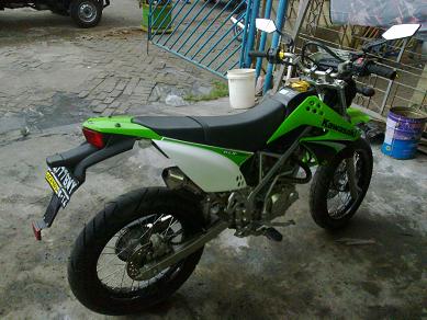"Ashton Motorsport" Modification Fairing2 plug en play for Ninja 250R page 1