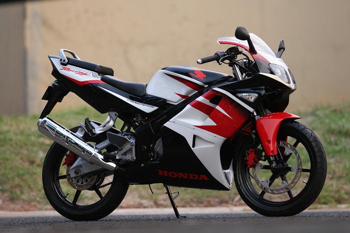 "Ashton Motorsport" Modification Fairing2 plug en play for Ninja 250R page 1