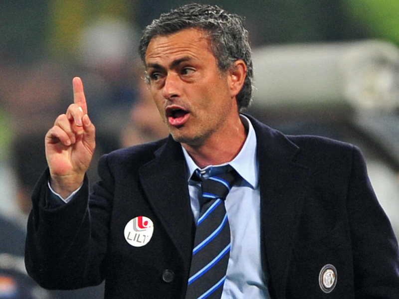 Chelsea Bayar Mourinho 50 juta Pounds