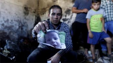 sadis-pemukim-yahudi-bakar-rumah-bayi-palestina-tewas