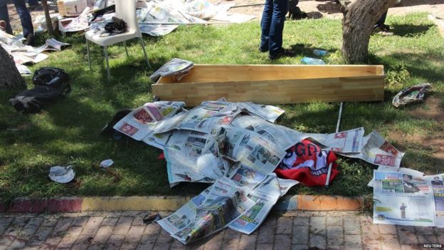 Kabar Bahagia,Suruc massacre: At least 30 killed in Turkey border blast