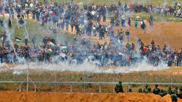 Hari pertama unjuk rasa warga di Gaza, sedikitnya delapan warga Palestina tewas