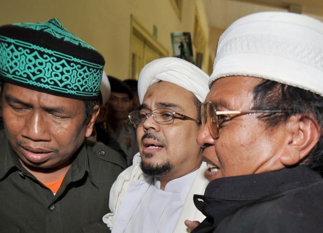 Setelah Rizieq Shihab dituduh menista agama, apakah penceramah agama perlu 'disaring'