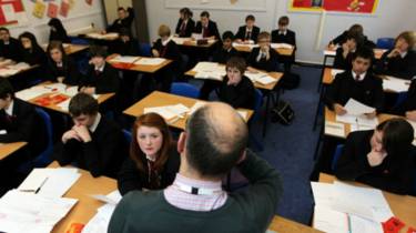 Serikat guru peringatkan munculnya krisis guru di Inggris