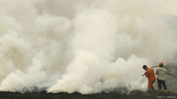 (Masker siap2 laku) Asap kebakaran hutan sampai Jakarta