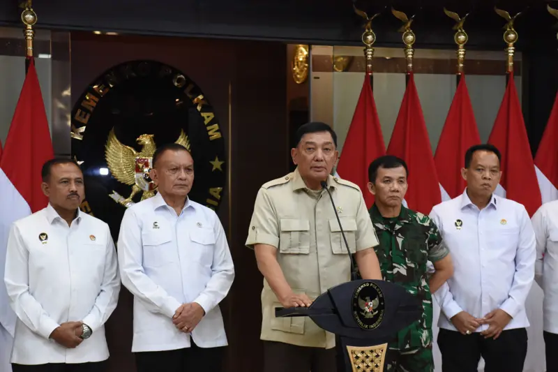 Mengapa Prabowo merekrut eks-tentara pada era tragedi 1998