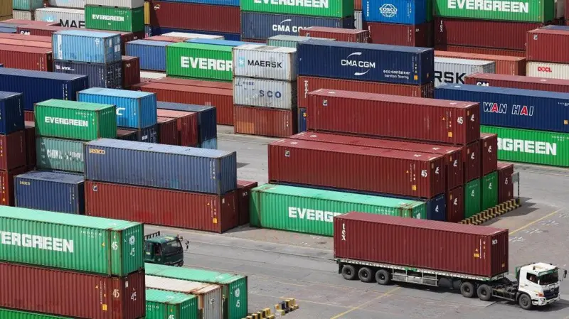 Rupiah dan IHSG anjlok mendekati level terendah - fiskal Indonesia compang-camping