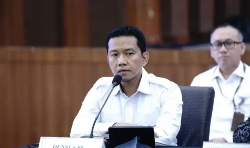 Siswa SMP lempar bom molotov ke sekolah di Kalbar &ndash; Apa itu True Crime Community?