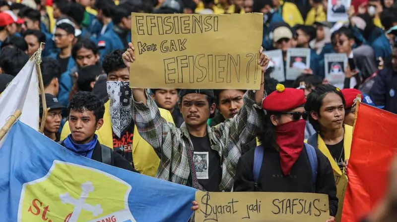 Demo mahasiswa 'Indonesia Gelap' bikin 'legitimasi Prabowo oleng'