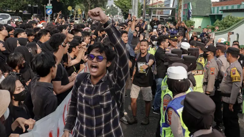 TNI masuk ranah perguruan tinggi di Bali hingga Papua, apa tujuannya?