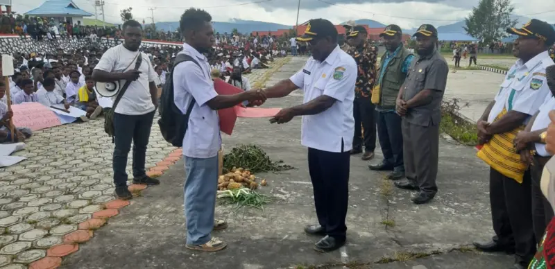 Aksi protes MBG berlanjut di Papua 'Kami menolak makan bergizi gratis'