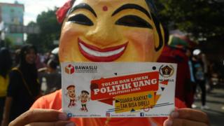 politik-pemilu-semakin-sengitpolitik-uang--semakin-rawan